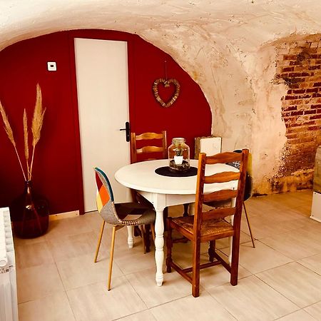 La Cave Aux Lumieres - Proche Centre-Ville - 2 Chambres - Wifi Renaison Zewnętrze zdjęcie